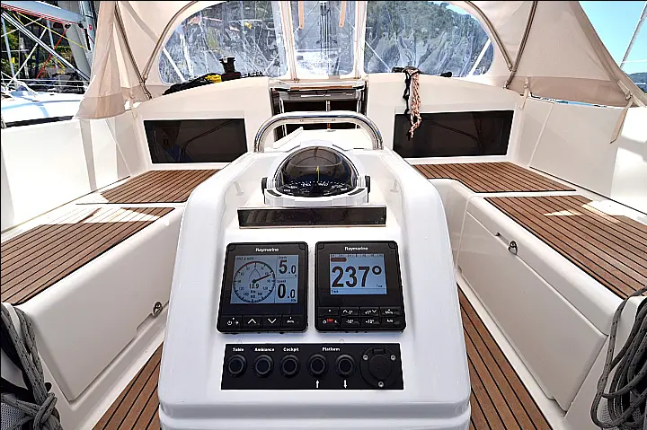 Sun Odyssey 440 - 