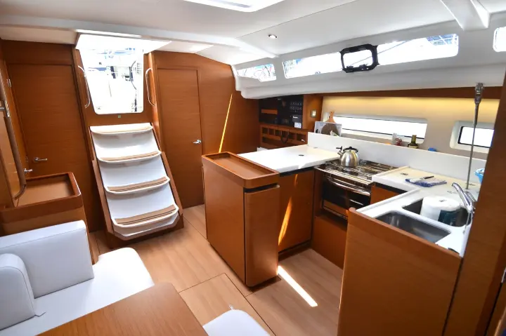 Sun Odyssey 440 - 