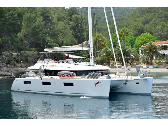 Lagoon 620 