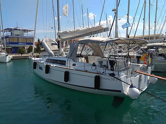 Oceanis 38.1