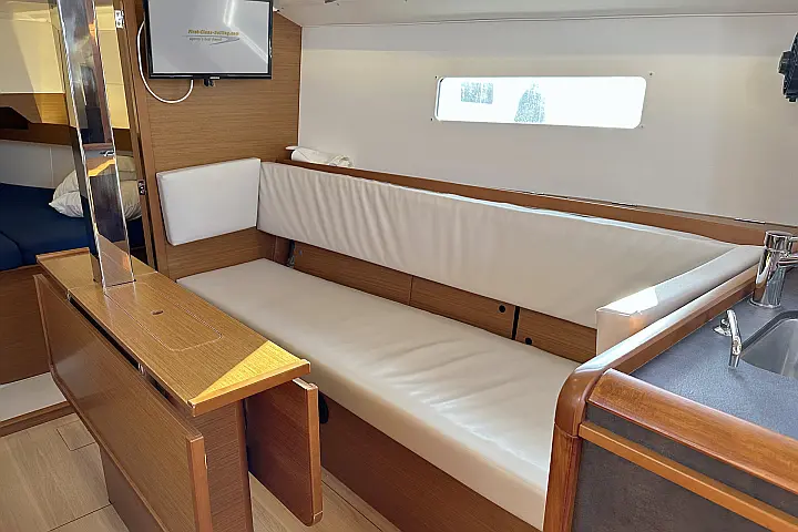 Sun Odyssey 349 - 2 Cab - 
