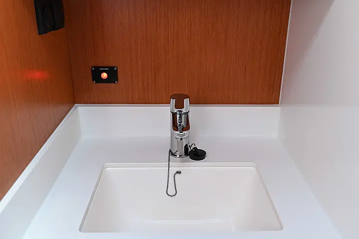 Bavaria C45 - 