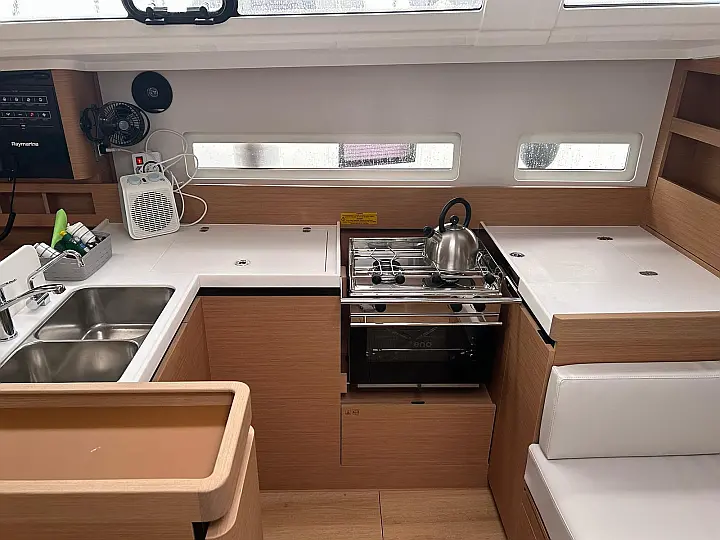Sun Odyssey 410 - 