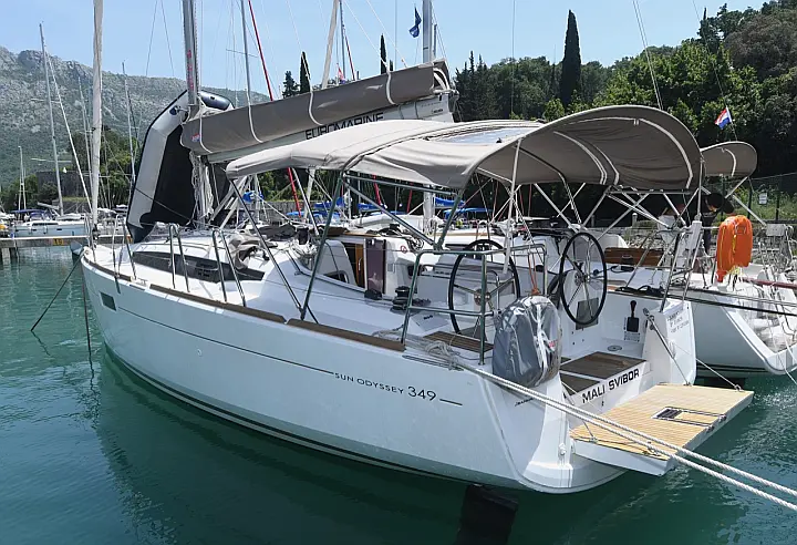 Sun Odyssey 349 - 