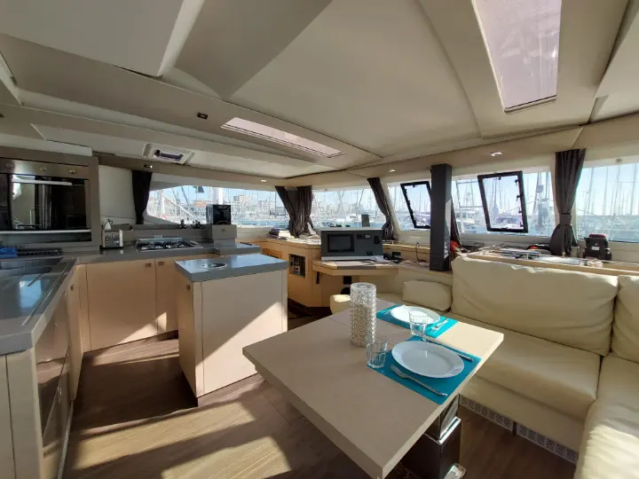 Saona 47 - 