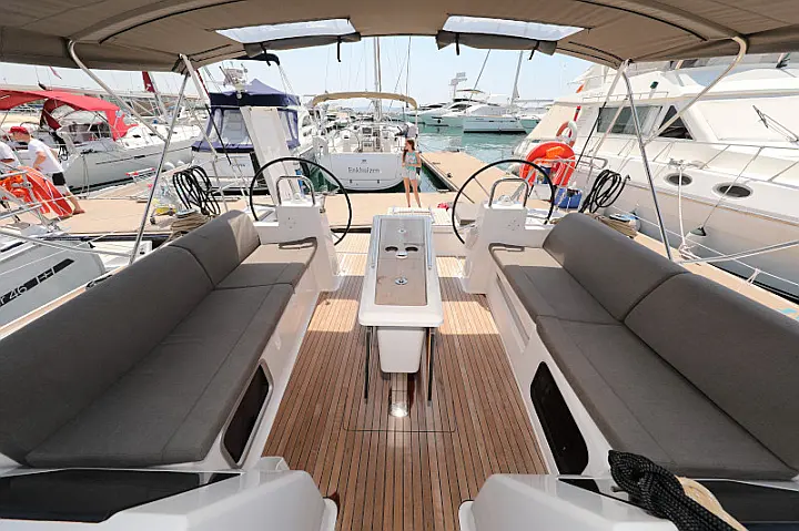 Dufour 460 - 