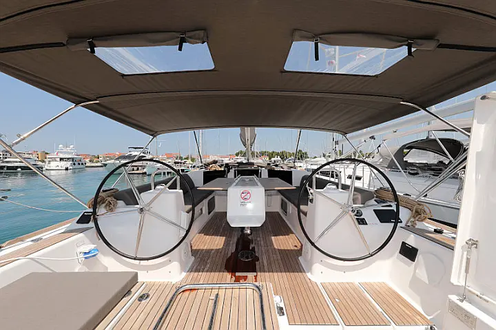 Dufour 460 - 