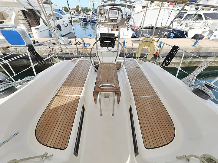 Bavaria 36 Cruiser - 