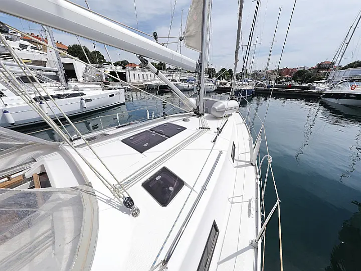 Bavaria 36 Cruiser - 