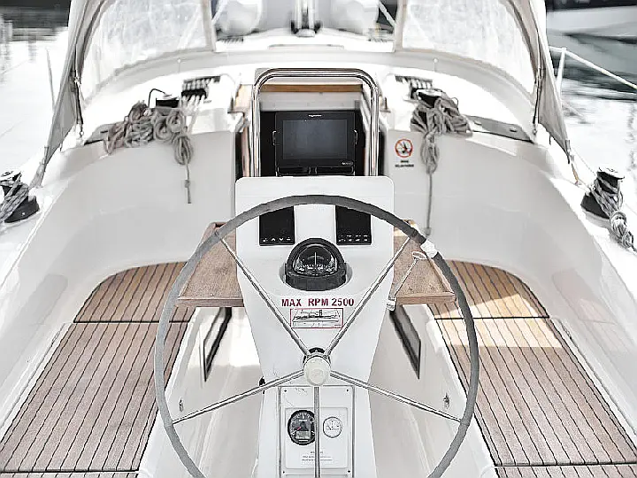 Bavaria 36 Cruiser - 