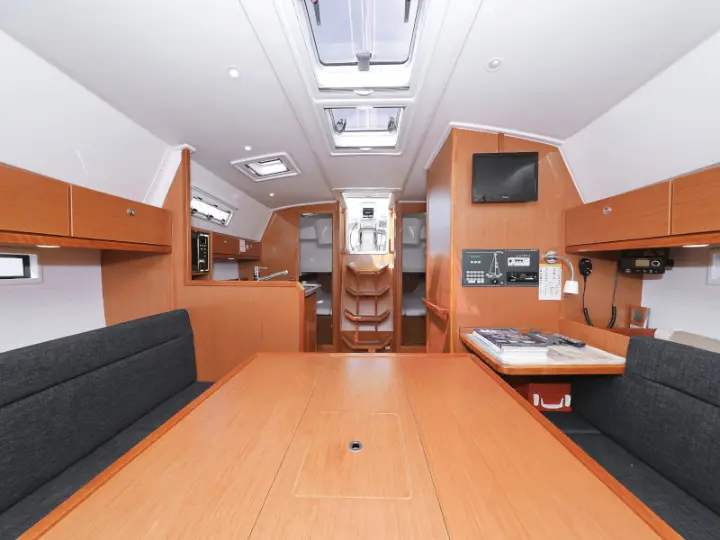 Bavaria 36 Cruiser - 