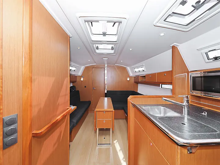 Bavaria 36 Cruiser - 
