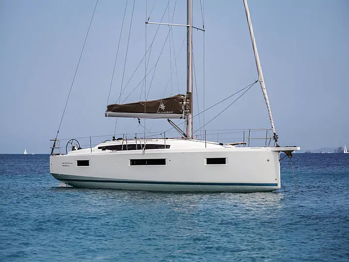 Sun Odyssey 410 - External image