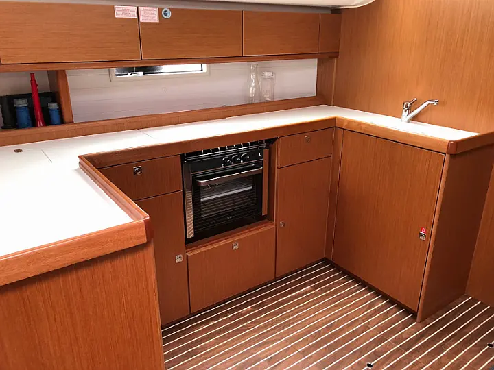 Bavaria Cruiser 51 - 