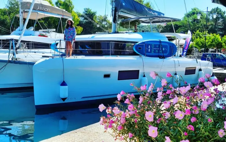 Lagoon 42 - 