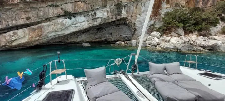 Lagoon 42 - 
