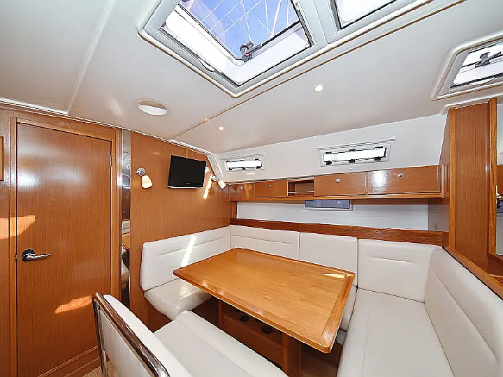 Bavaria Cruiser 40 - 