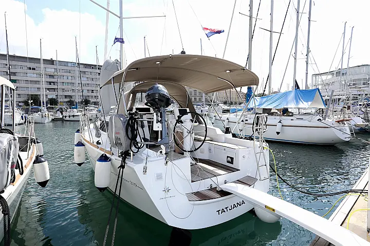 Sun Odyssey 319 - 