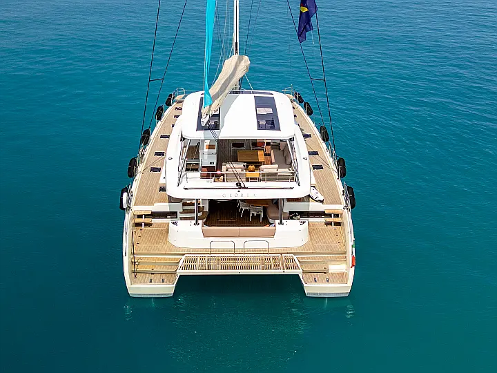 Lagoon Sixty 5 - 