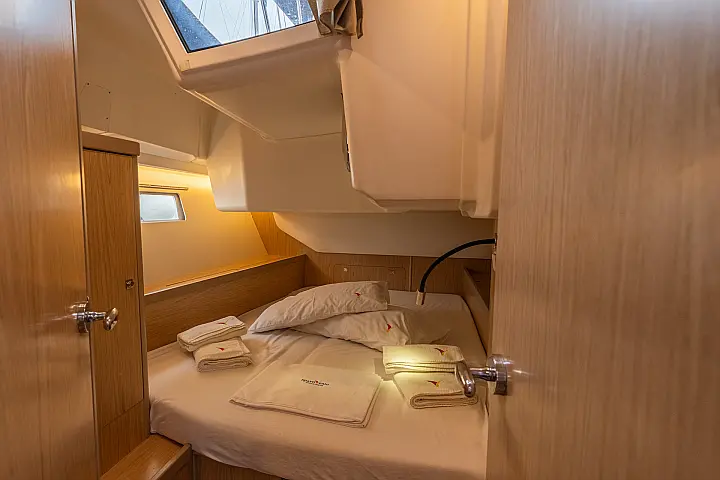 Oceanis 45 - Cabin
