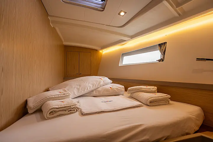 Oceanis 45 - Cabin