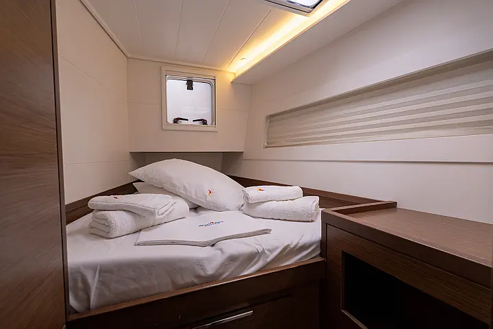 Lagoon 40 - Cabin