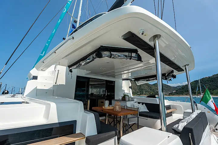 Lagoon 51 - Owner's Version - Cockpit