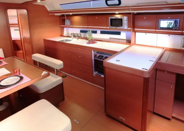 Dufour 450 GL - Galley