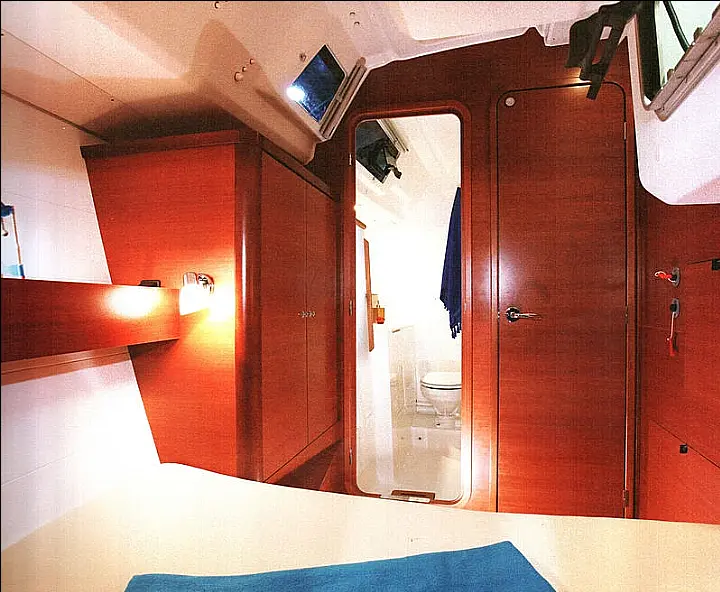 Dufour 450 GL - Aft Cabin, Port