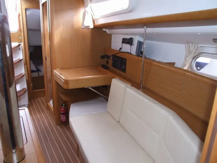 Sun Odyssey 36i REFIT 2019 - 