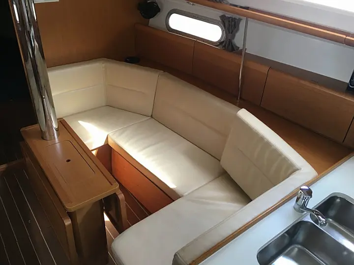 Sun Odyssey 36i REFIT 2019 - 