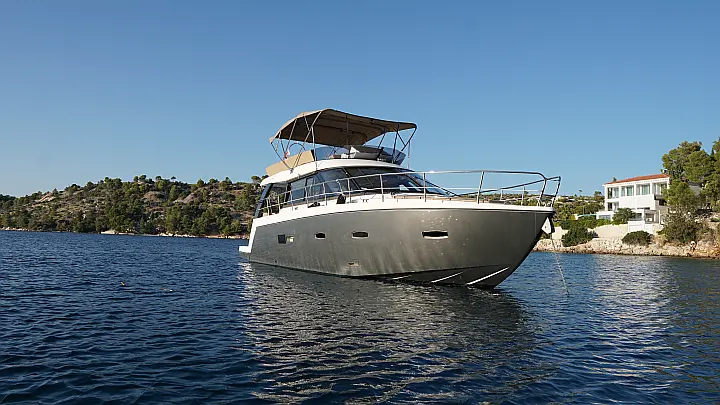 Sealine F450 - 