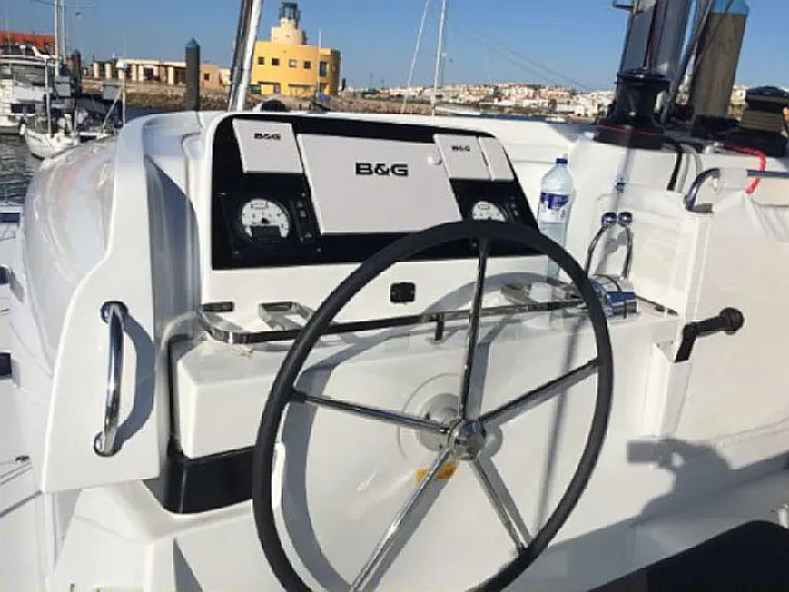 Lagoon 42 - 