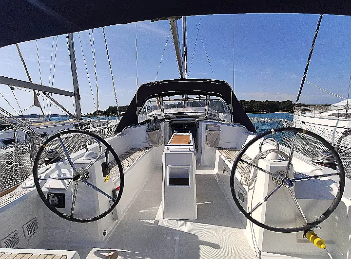 Oceanis 38.1 - 