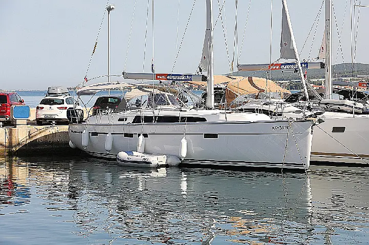 Bavaria Cruiser 46 - 