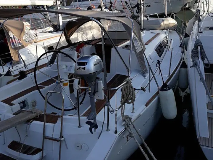 Sun Odyssey 33i - 