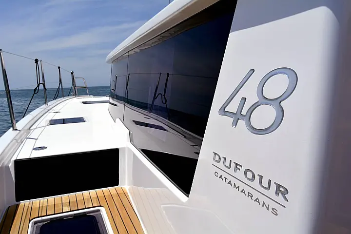 Dufour Catamaran 48 5c+5h - 