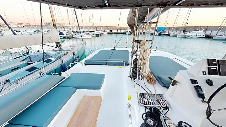 Dufour Catamaran 48 5c+5h - 
