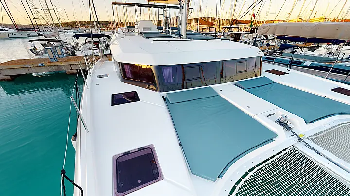 Dufour Catamaran 48 5c+5h - 