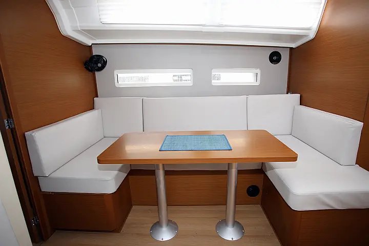 Sun Odyssey 410 - 