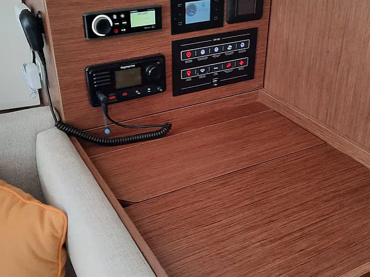 Beneteau Oceanis 40.1 - 