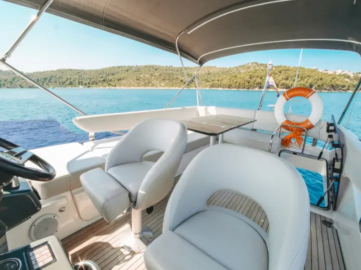 Bavaria R40 FLY - 