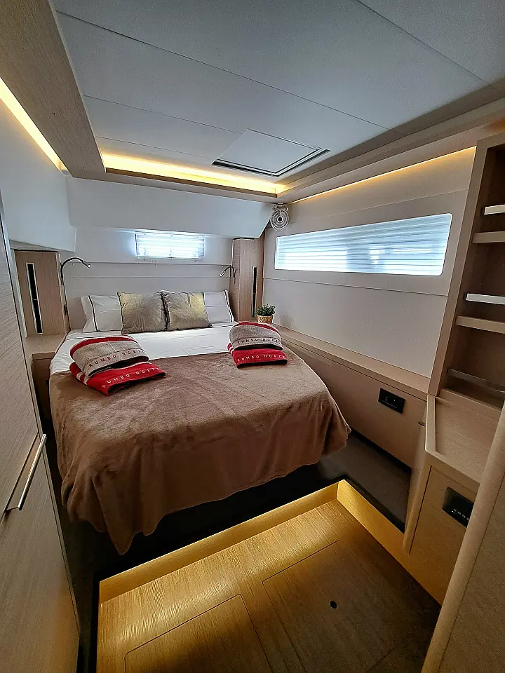 LAGOON 46 / 4 CABINS - 