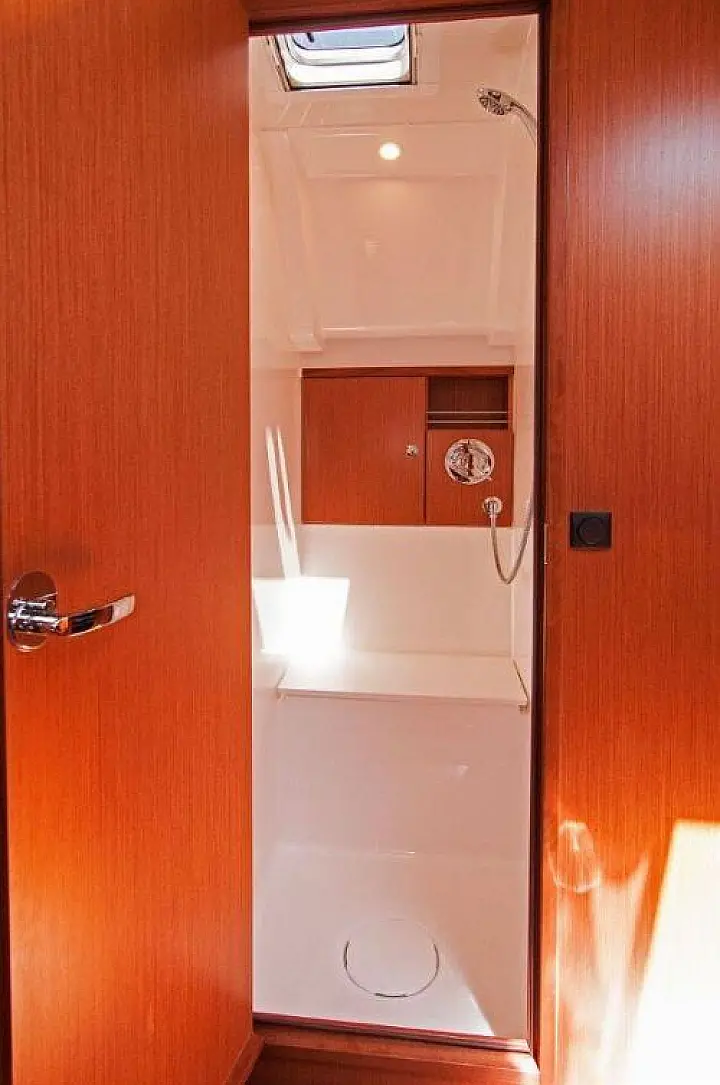 Bavaria Cruiser 51 - 