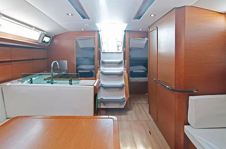 Sun Odyssey 449 - 