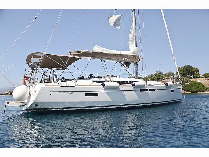 Sun Odyssey 469 - External image
