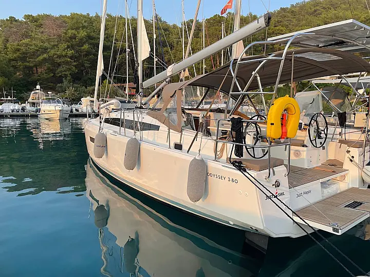 Sun Odyssey 380 - 