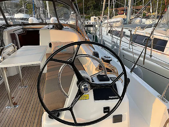 Sun Odyssey 380 - 