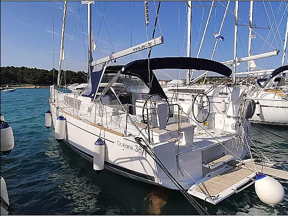 Oceanis 38.1