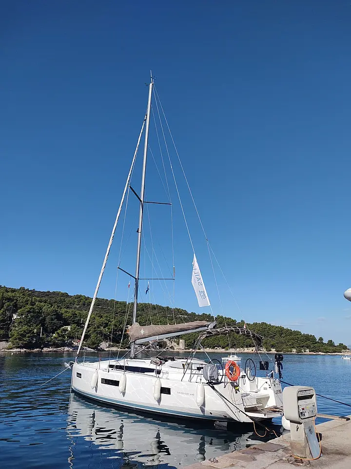 Sun Odyssey 440 - 